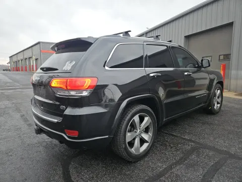 More photos of 2014 Jeep Grand Cherokee Overland at Oakley Auto World, MO