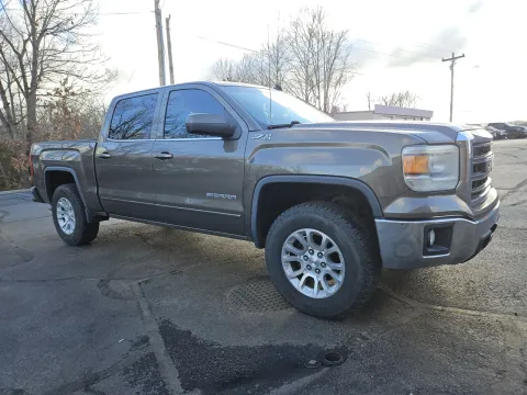 More photos of 2014 GMC Sierra 1500 SLE at Oakley Auto World, MO