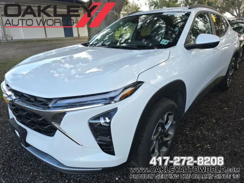 White 2025 Chevrolet Trax LT for sale in Branson West, MO