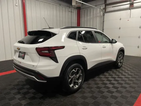 More photos of 2025 Chevrolet Trax LT at Oakley Auto World, MO