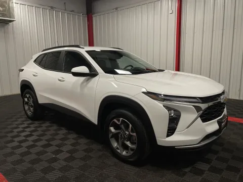 More photos of 2025 Chevrolet Trax LT at Oakley Auto World, MO