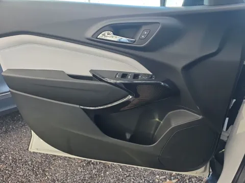 More photos of 2025 Chevrolet Trax LT at Oakley Auto World, MO