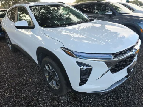 More photos of 2025 Chevrolet Trax LT at Oakley Auto World, MO