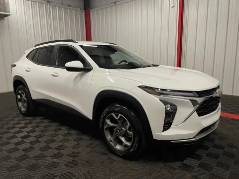 More photos of 2025 Chevrolet Trax LT at Oakley Auto World, MO