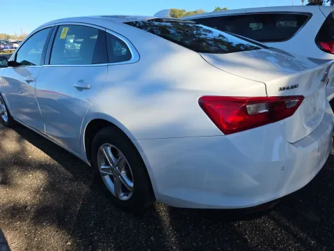 Photos of 2024 Chevrolet Malibu LT for sale in Branson West, MO at Oakley Auto World