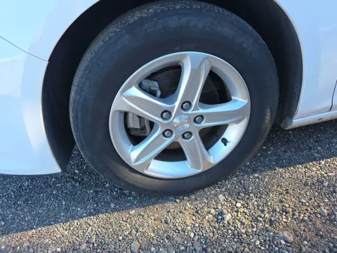More photos of 2024 Chevrolet Malibu LT at Oakley Auto World, MO