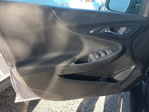 More photos of 2023 Chevrolet Malibu LT at Oakley Auto World, MO