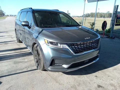More photos of 2022 Kia Carnival SX Prestige at Oakley Auto World, MO