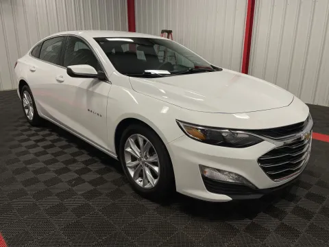More photos of 2025 Chevrolet Malibu LT at Oakley Auto World, MO