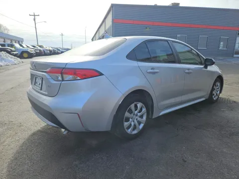 More photos of 2024 Toyota Corolla LE at Oakley Auto World, MO