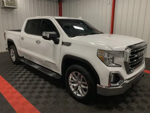 More photos of 2021 GMC Sierra 1500 SLT at Oakley Auto World, MO