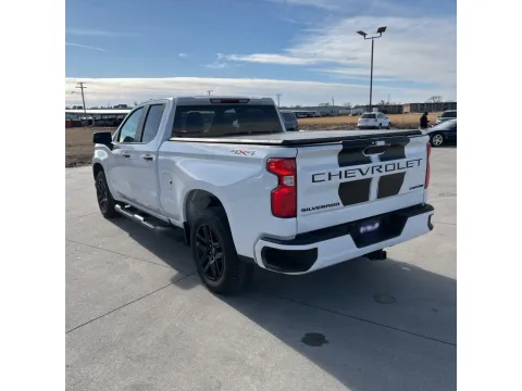 Photos of 2022 Chevrolet Silverado 1500 LTD Custom for sale in Branson West, MO at Oakley Auto World