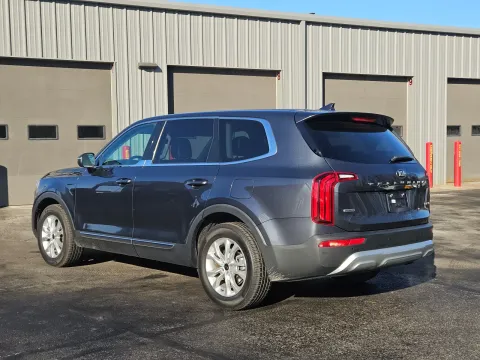 Photos of 2020 Kia Telluride LX for sale in Branson West, MO at Oakley Auto World