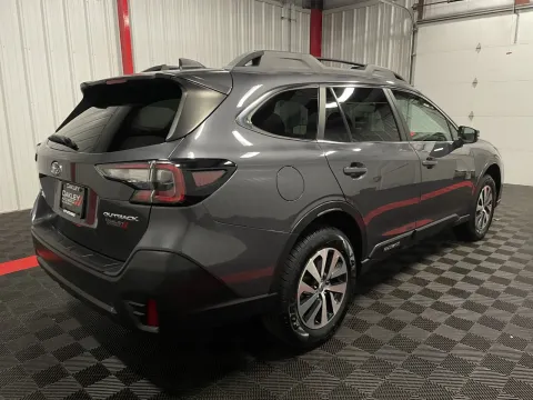 More photos of 2020 Subaru Outback Premium at Oakley Auto World, MO