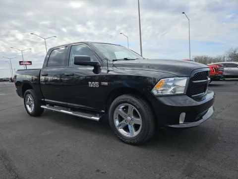 More photos of 2018 Ram 1500 Express at Oakley Auto World, MO