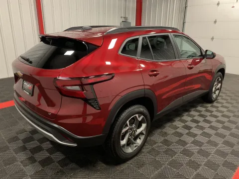 More photos of 2025 Chevrolet Trax LT at Oakley Auto World, MO