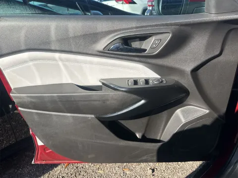 More photos of 2025 Chevrolet Trax LT at Oakley Auto World, MO