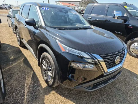 More photos of 2021 Nissan Rogue S at Oakley Auto World, MO