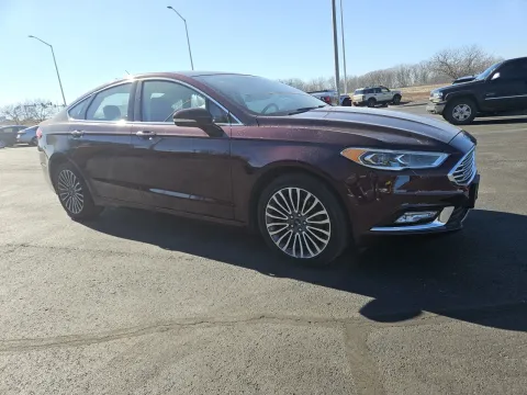 More photos of 2017 Ford Fusion SE at Oakley Auto World, MO