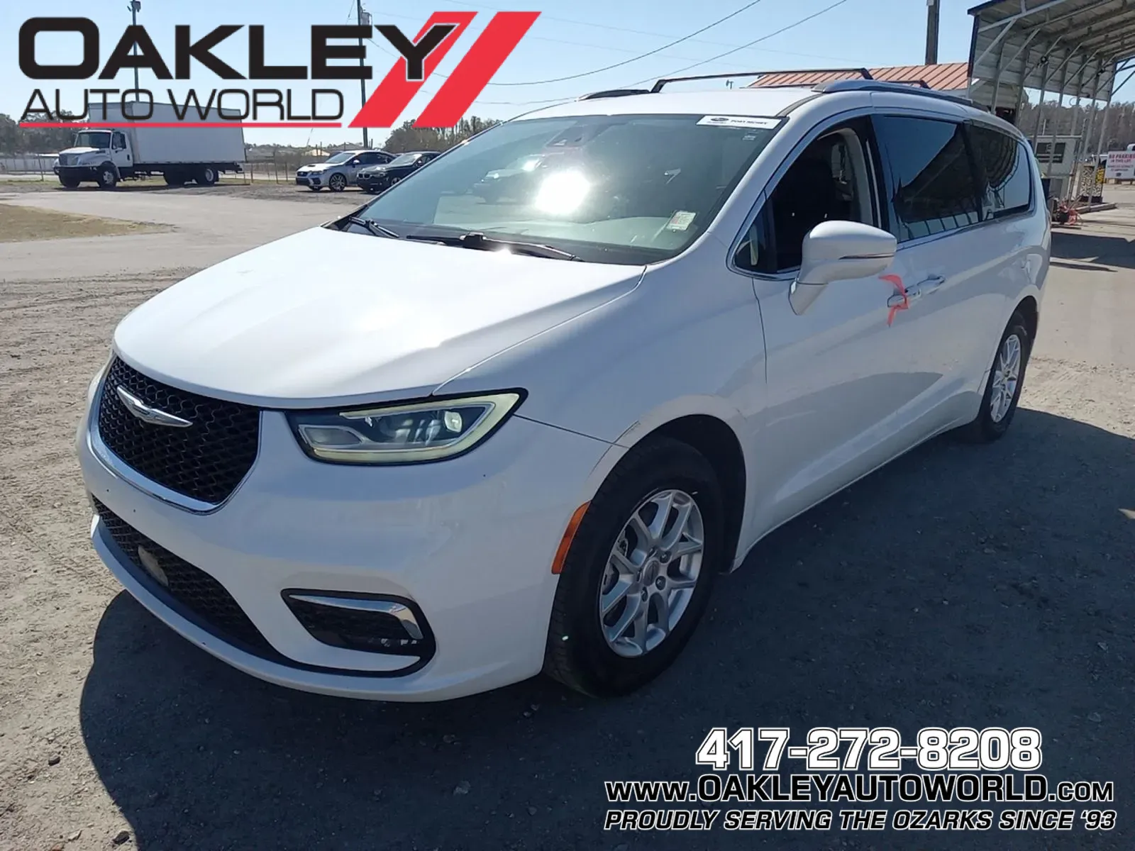 White 2021 Chrysler Pacifica Touring L for sale in Branson West, MO