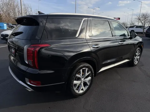 More photos of 2021 Hyundai Palisade Limited at Oakley Auto World, MO
