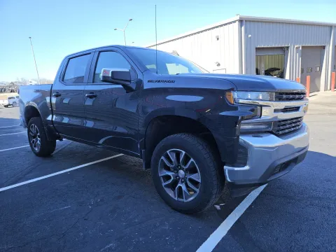 More photos of 2020 Chevrolet Silverado 1500 LT at Oakley Auto World, MO