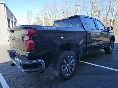 More photos of 2020 Chevrolet Silverado 1500 LT at Oakley Auto World, MO