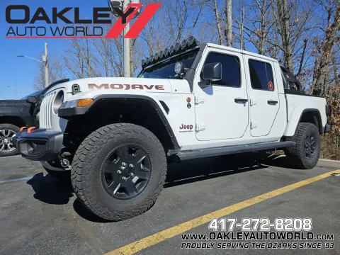 White 2023 Jeep Gladiator Mojave for sale in Branson West, MO