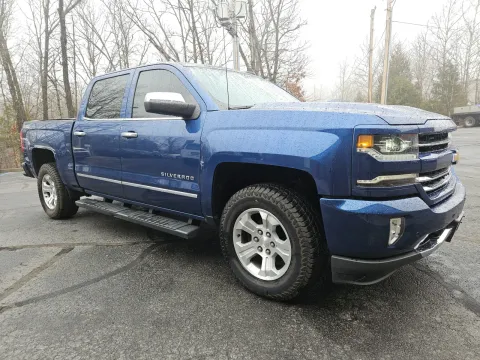 More photos of 2017 Chevrolet Silverado 1500 LTZ at Oakley Auto World, MO