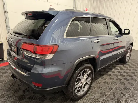 More photos of 2020 Jeep Grand Cherokee Limited at Oakley Auto World, MO