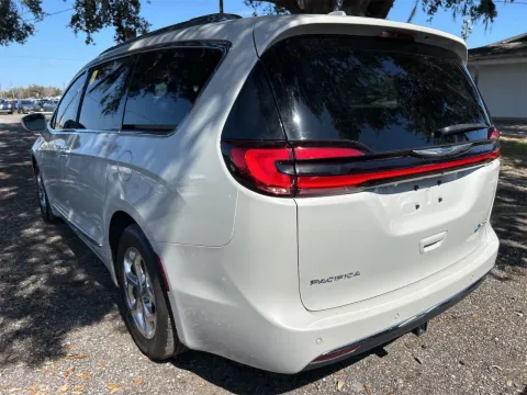 Photos of 2021 Chrysler Pacifica Hybrid Limited for sale in Branson West, MO at Oakley Auto World