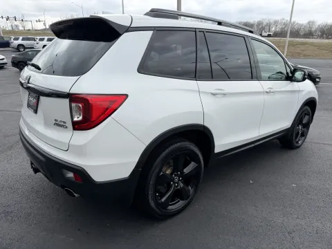 More photos of 2020 Honda Passport Elite at Oakley Auto World, MO