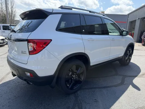 Another view of 2020 Honda Passport Elite for sale in Branson West, MO at Oakley Auto World