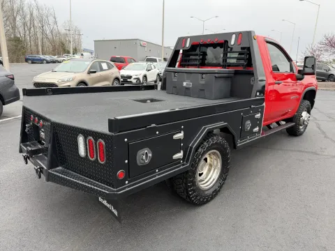 More photos of 2021 Chevrolet Silverado 3500HD Work Truck at Oakley Auto World, MO