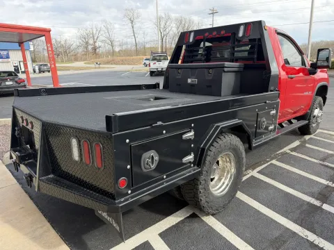 More photos of 2021 Chevrolet Silverado 3500HD Work Truck at Oakley Auto World, MO