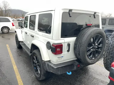 Photos of 2021 Jeep Wrangler for sale in Branson West, MO at Oakley Auto World