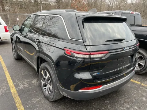 More photos of 2024 Jeep Grand Cherokee 4xe at Oakley Auto World, MO