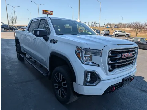 More photos of 2020 GMC Sierra 1500 AT4 at Oakley Auto World, MO