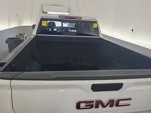 More photos of 2020 GMC Sierra 1500 AT4 at Oakley Auto World, MO