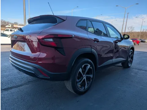 More photos of 2024 Chevrolet Trax 1RS at Oakley Auto World, MO