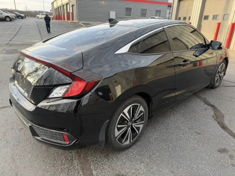 More photos of 2016 Honda Civic EX-T at Oakley Auto World, MO