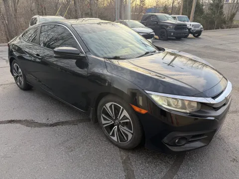 More photos of 2016 Honda Civic EX-T at Oakley Auto World, MO