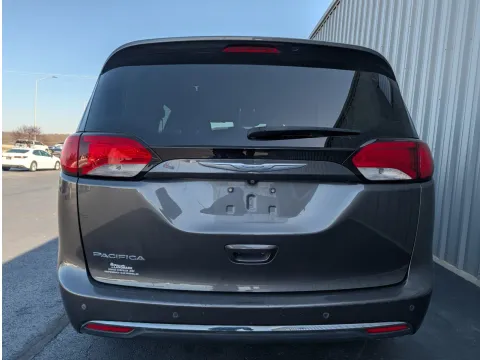 Another view of 2017 Chrysler Pacifica Touring L for sale in Branson West, MO at Oakley Auto World