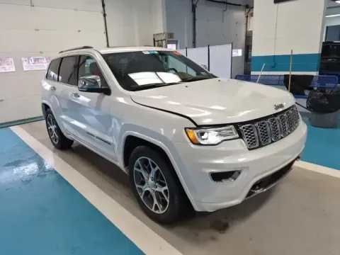 More photos of 2020 Jeep Grand Cherokee Overland at Oakley Auto World, MO