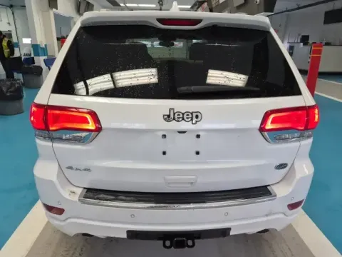 Another view of 2020 Jeep Grand Cherokee Overland for sale in Branson West, MO at Oakley Auto World