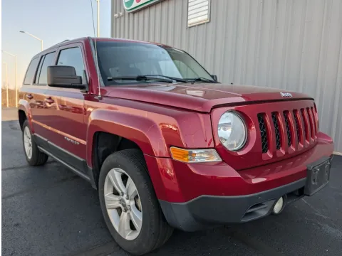 More photos of 2015 Jeep Patriot Latitude at Oakley Auto World, MO