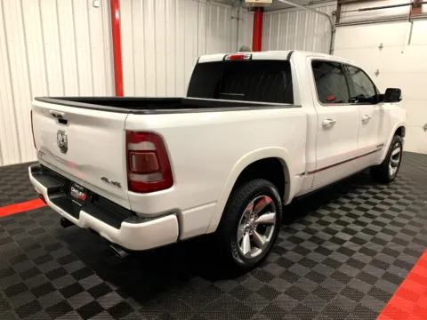 More photos of 2019 Ram 1500 Limited at Oakley Auto World, MO