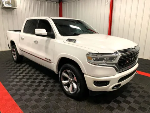 More photos of 2019 Ram 1500 Limited at Oakley Auto World, MO