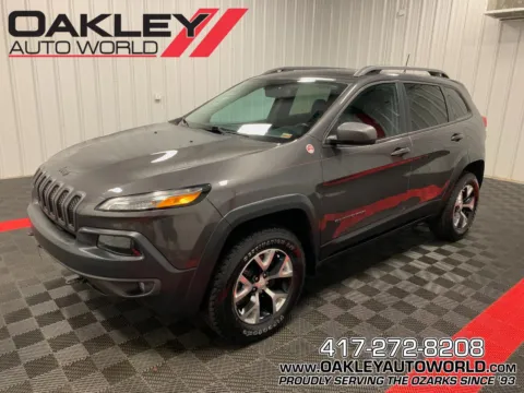 Gray 2018 Jeep Cherokee Trailhawk for sale in Branson West, MO