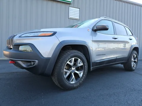 Silver 2017 Jeep Cherokee Trailhawk for sale in Branson West, MO